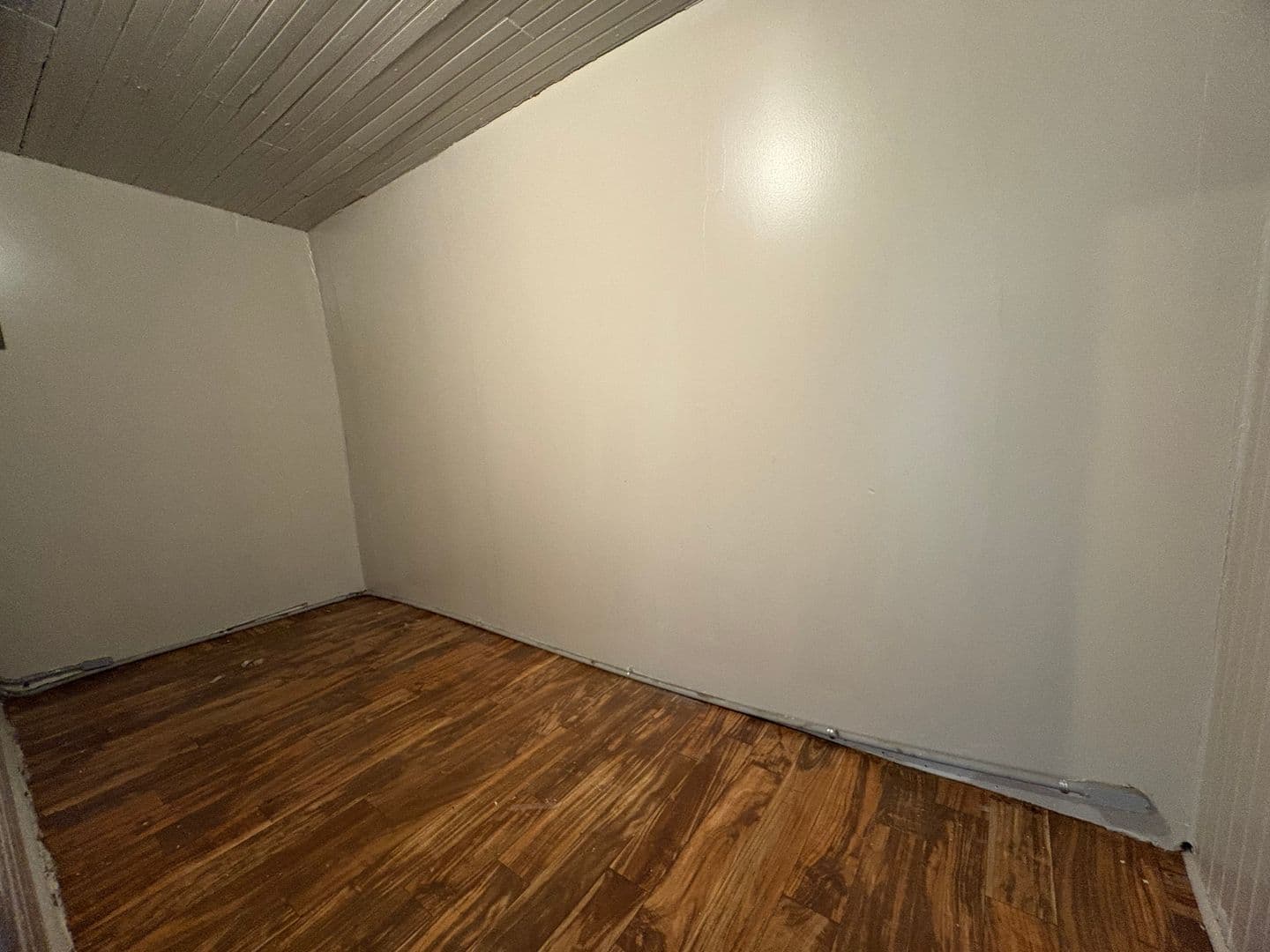 York Apartment: NWA-31 N Hartley