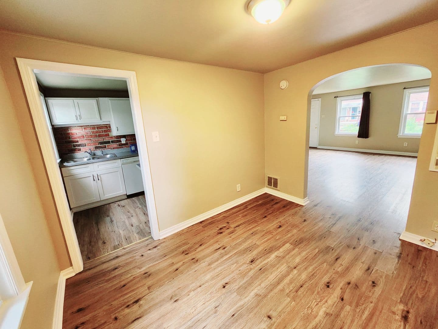 Harrisburg House: 2618 Waldo Street