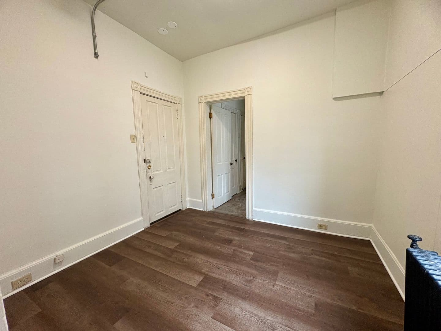 Lancaster Apartment: 403 W James St