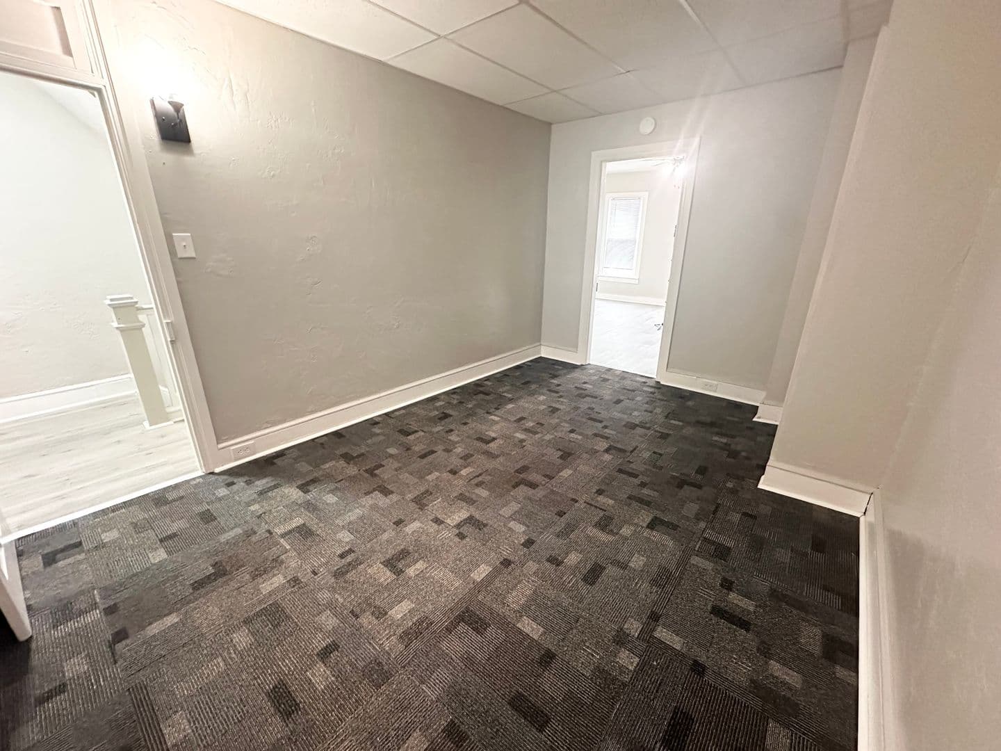 York Apartment: 638 W Philadelphia Street