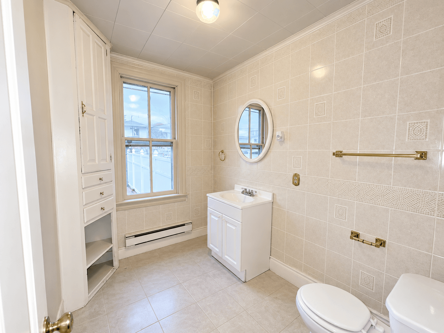 Lebanon House: 516 N 11th Street