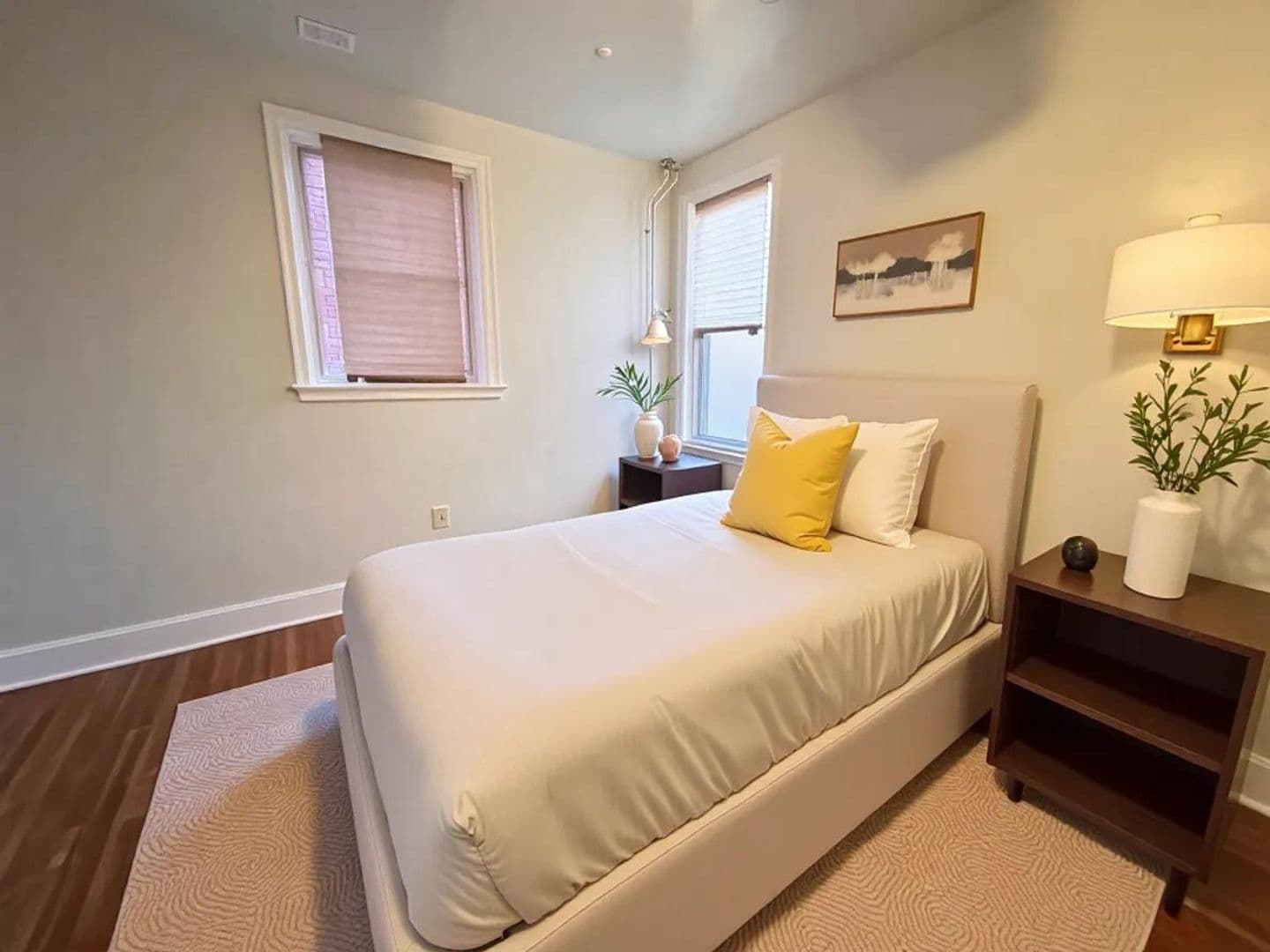 York Apartment: 611 Wallace St