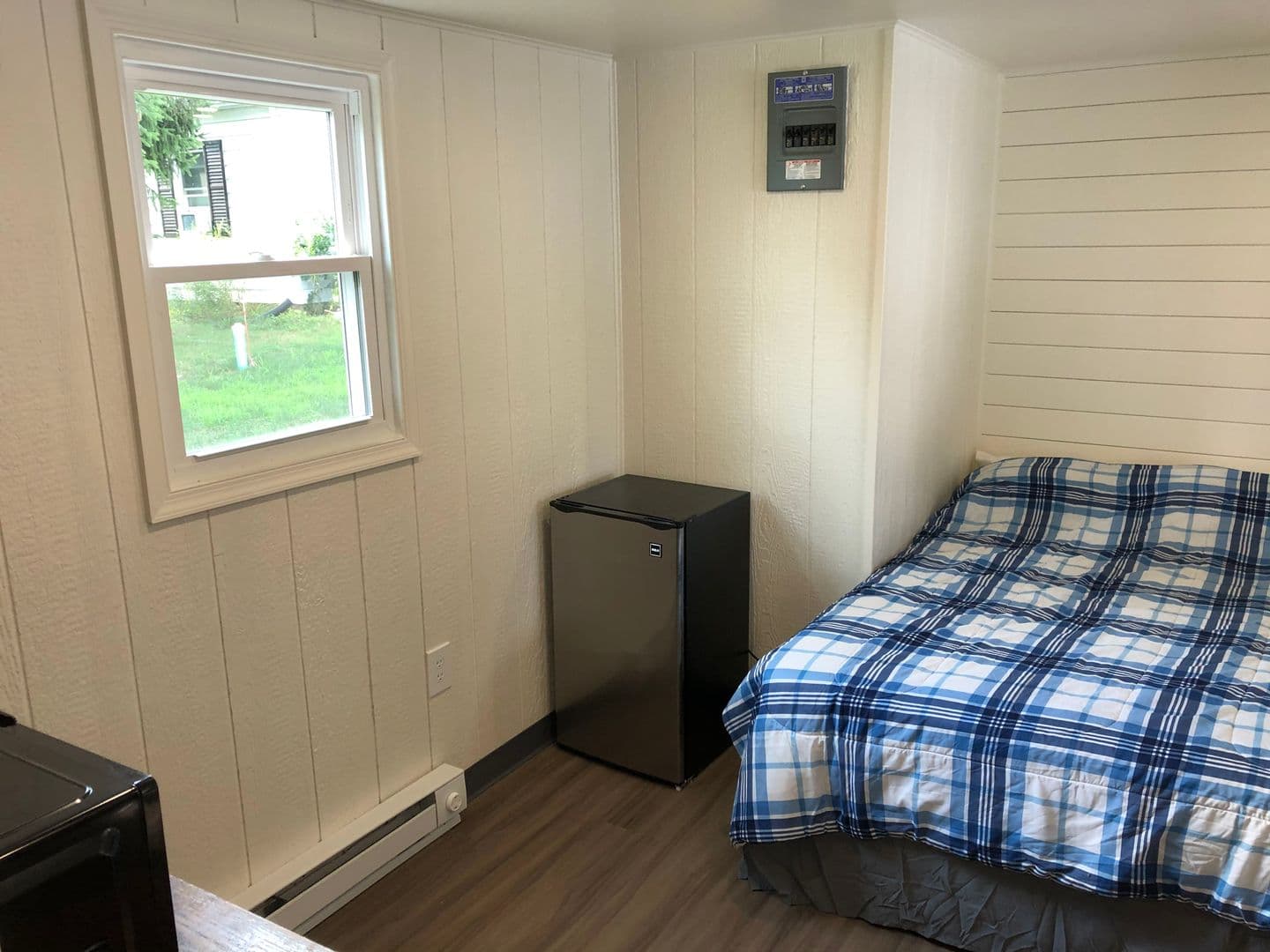 Mountville Apartment: 3833 Columbia Ave