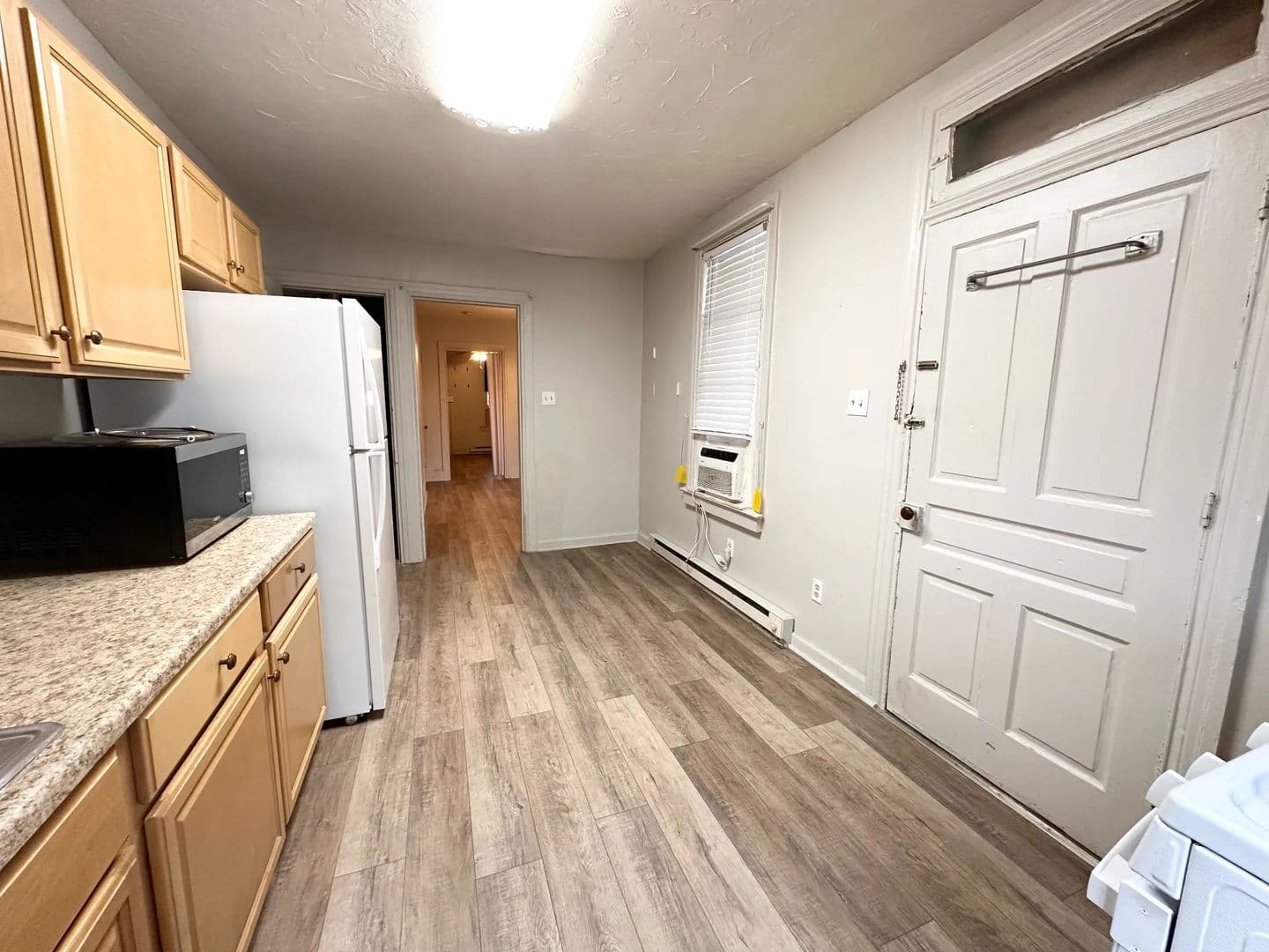 York House: 718 N Pershing Ave