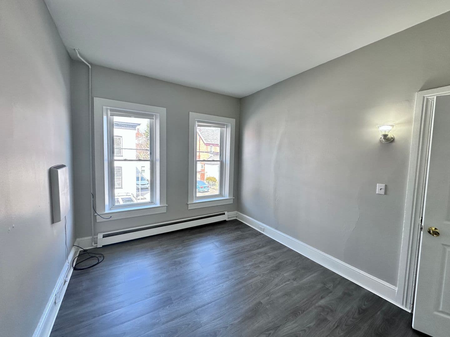 York Apartment: 312 W North Street