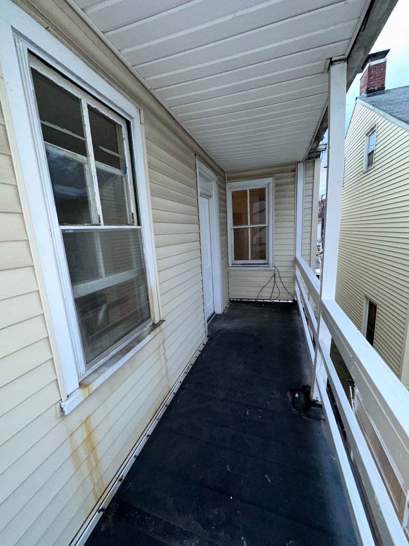 Lebanon House: 516 N 11th Street