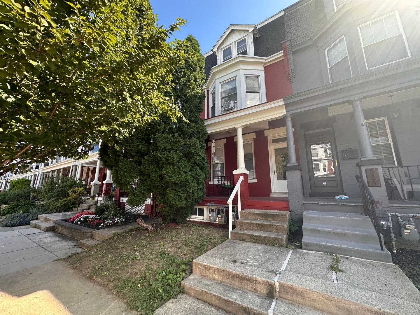 Lancaster Apartment: 222 E Clay St