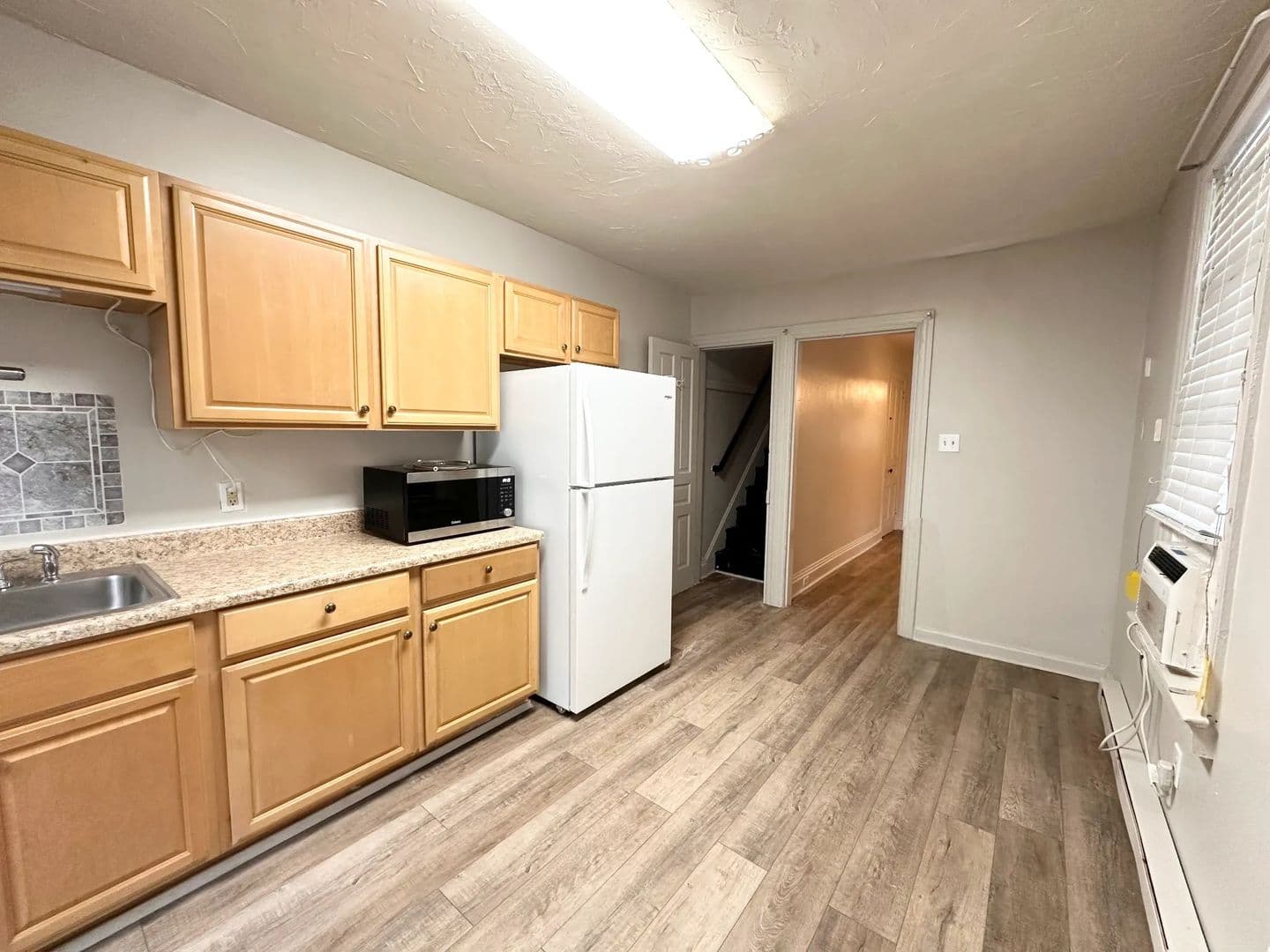 York House: 718 N Pershing Ave