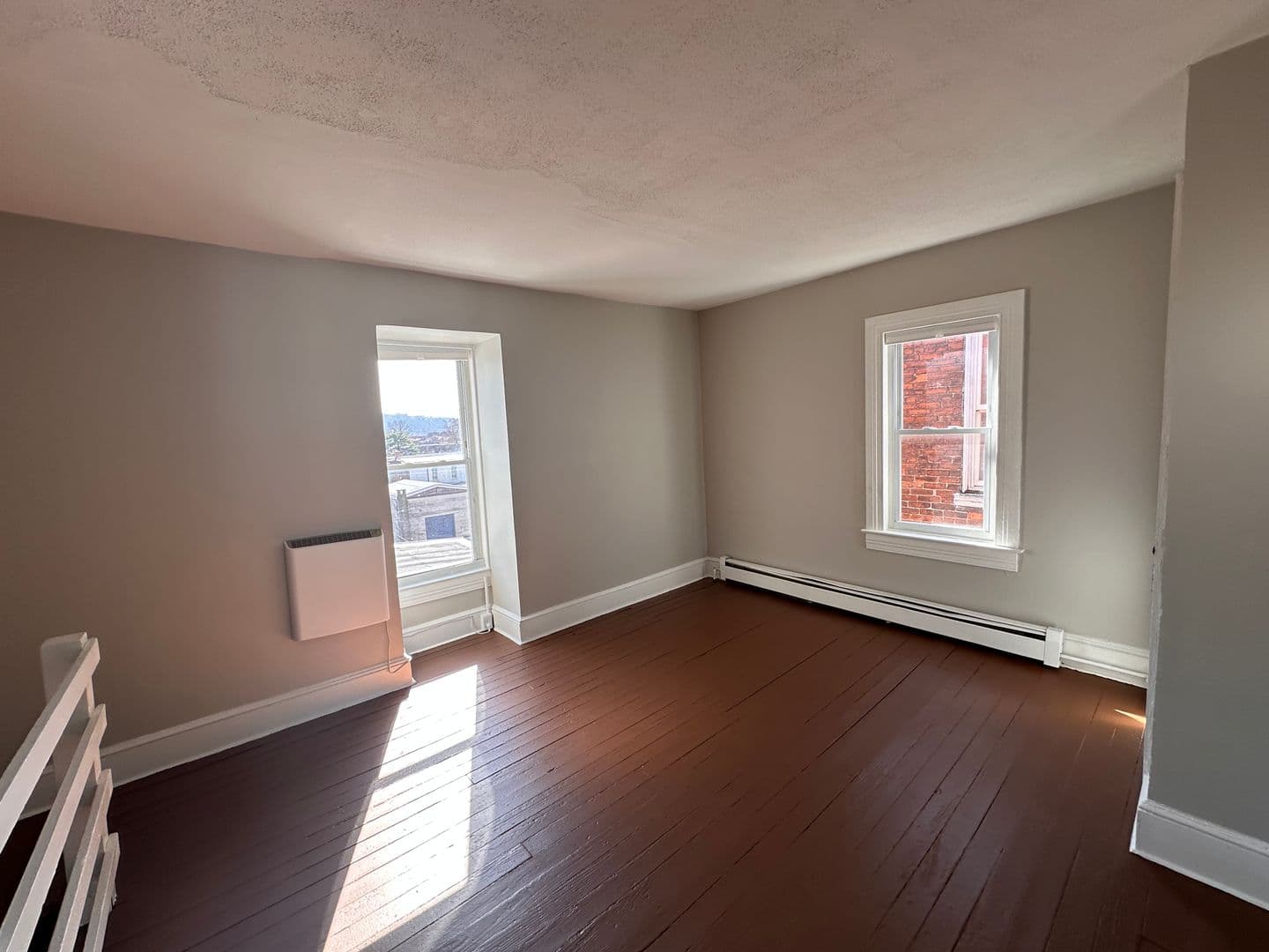 York Apartment: 312 W North Street