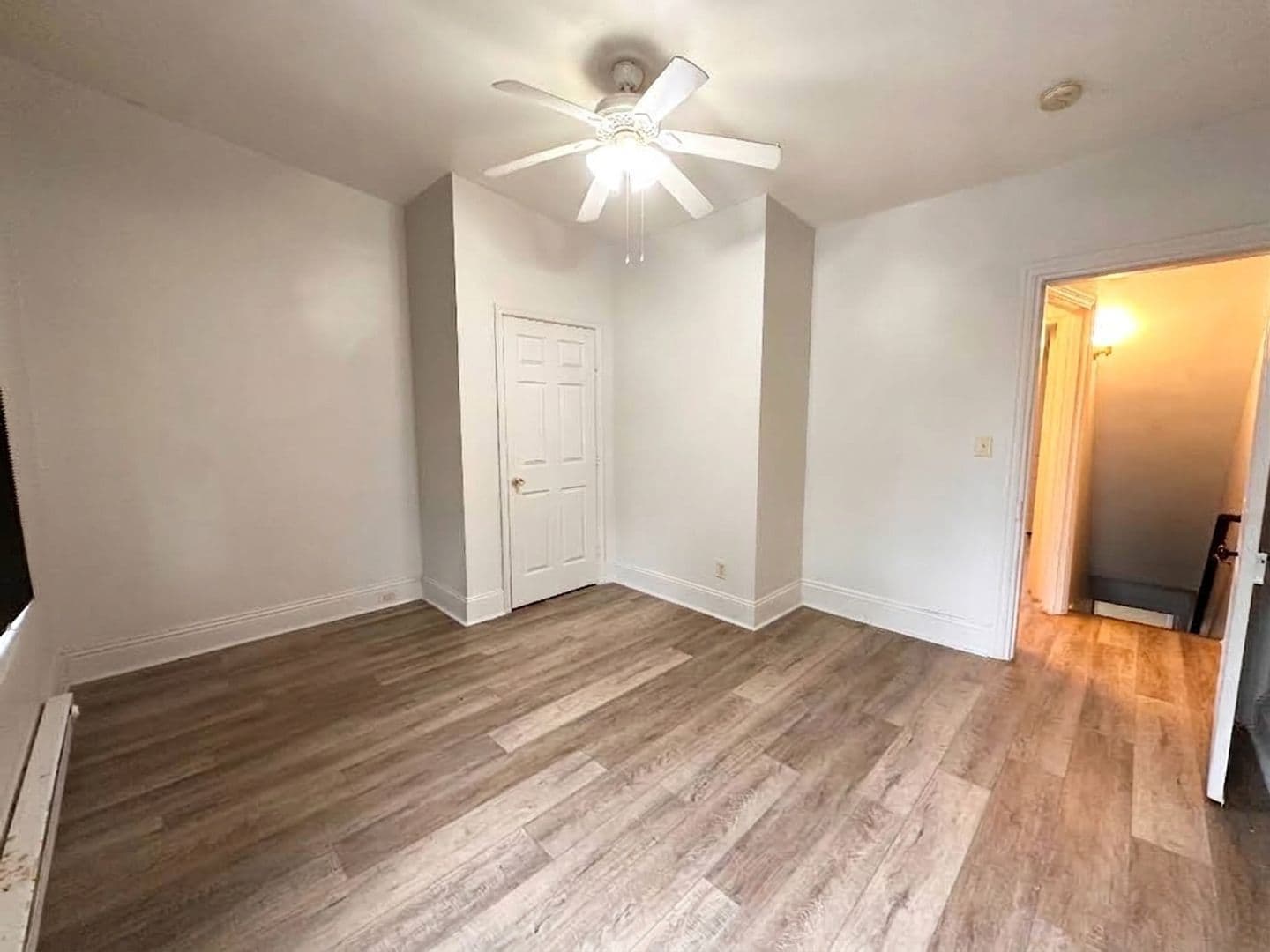 York House: 718 N Pershing Ave