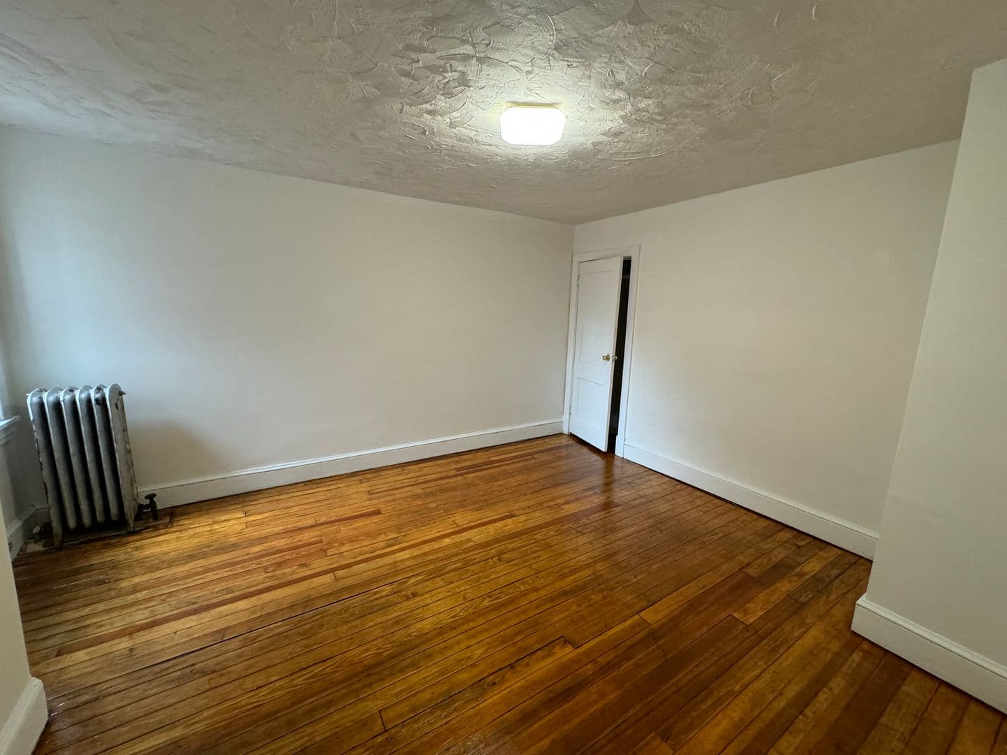 Harrisburg House: 445 S 17th Street