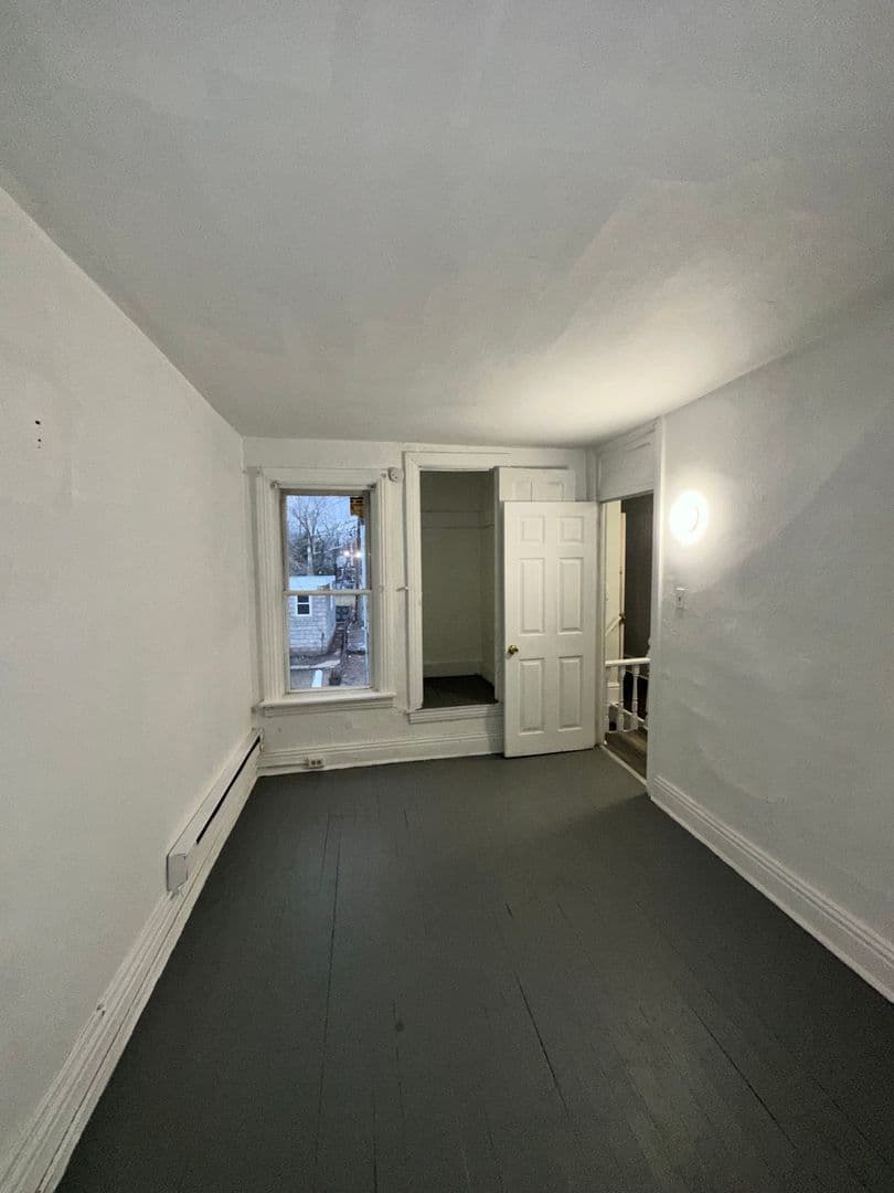 Harrisburg House: 1148 Derry Street