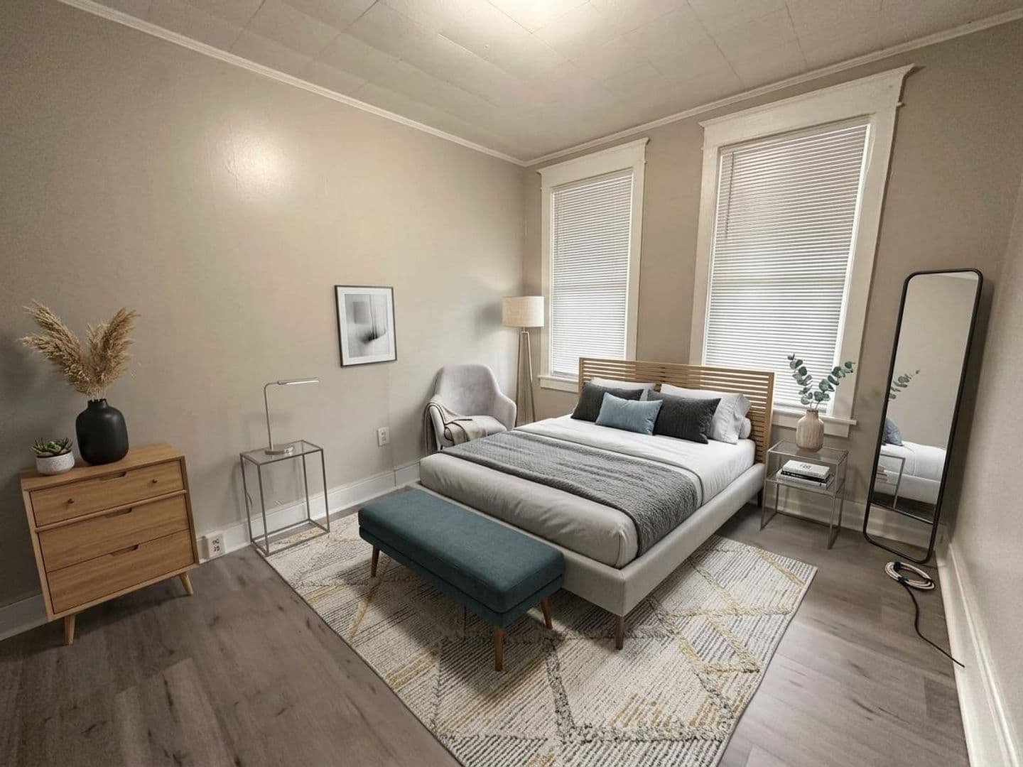 York Apartment: 466 E Prospect St
