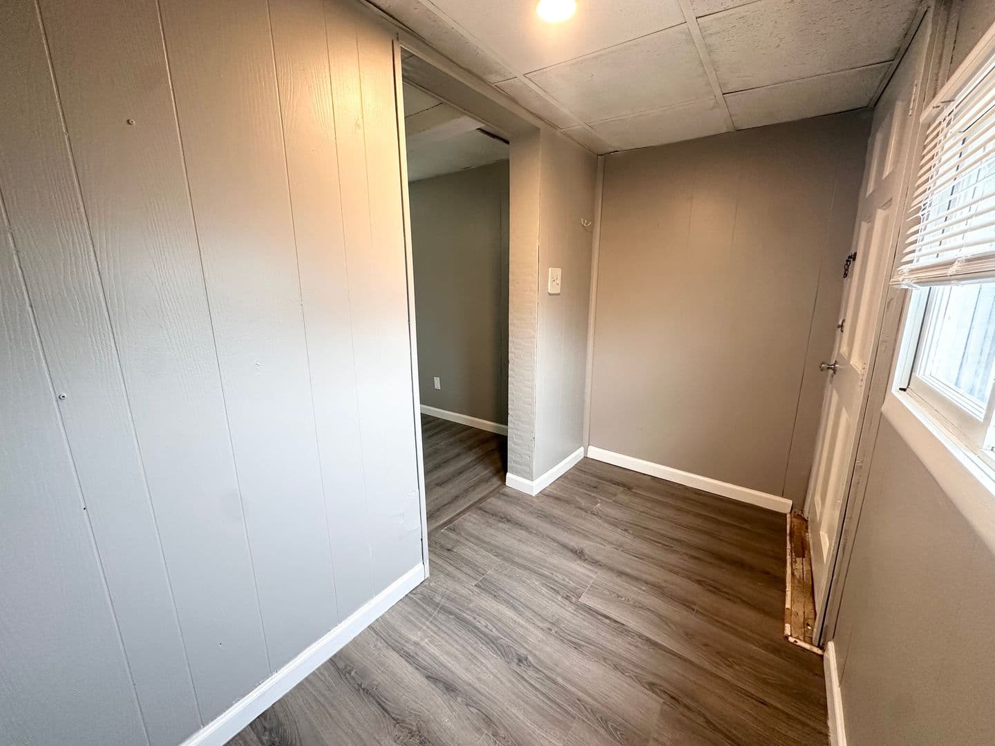 York Apartment: 627 N Hartley Street