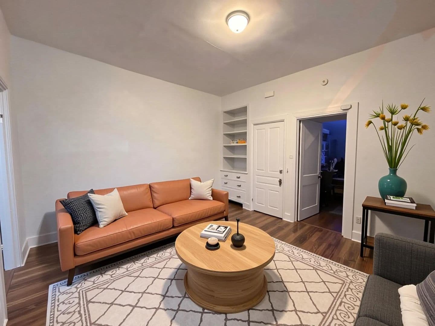 York Apartment: 534 W Market Street