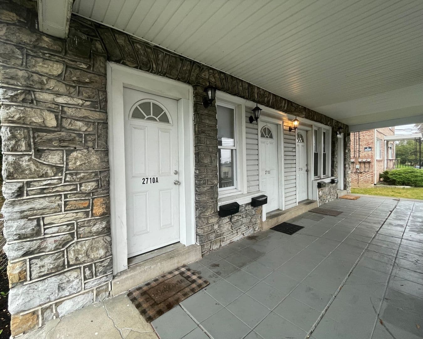 Harrisburg Apartment: 2710 Woodlawn St