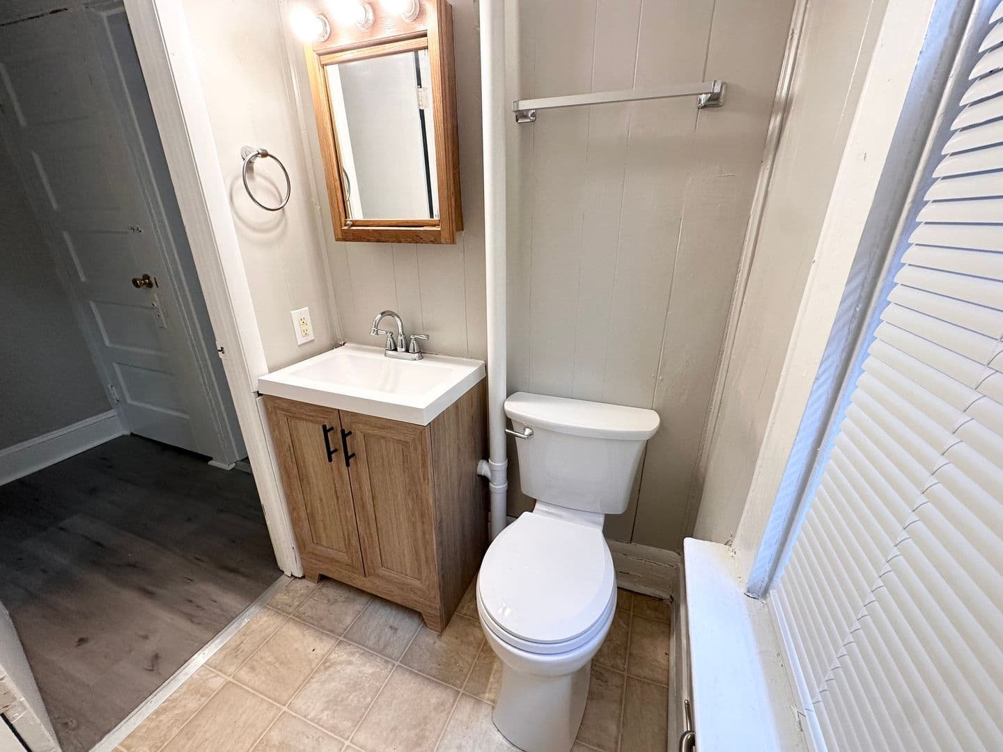York Apartment: 466 E Prospect St