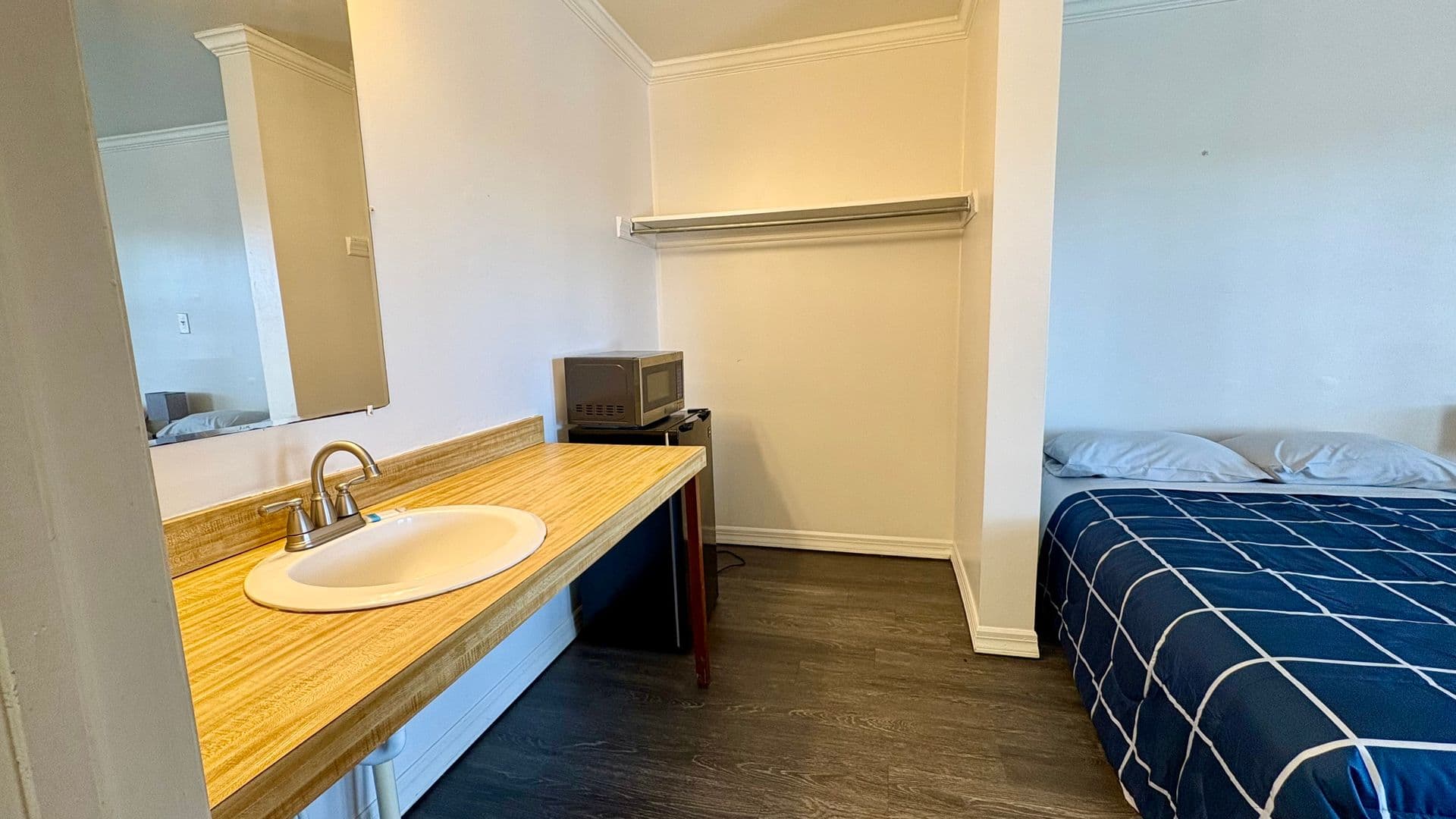Grantville Apartment: 9097 Allentown Blvd
