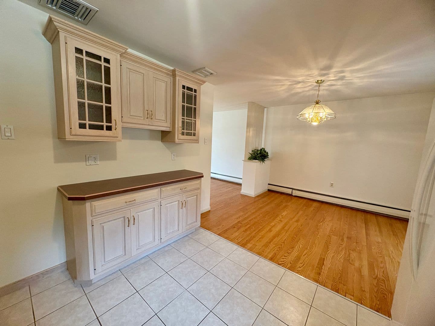 Harrisburg House: 5990 Timothy Road