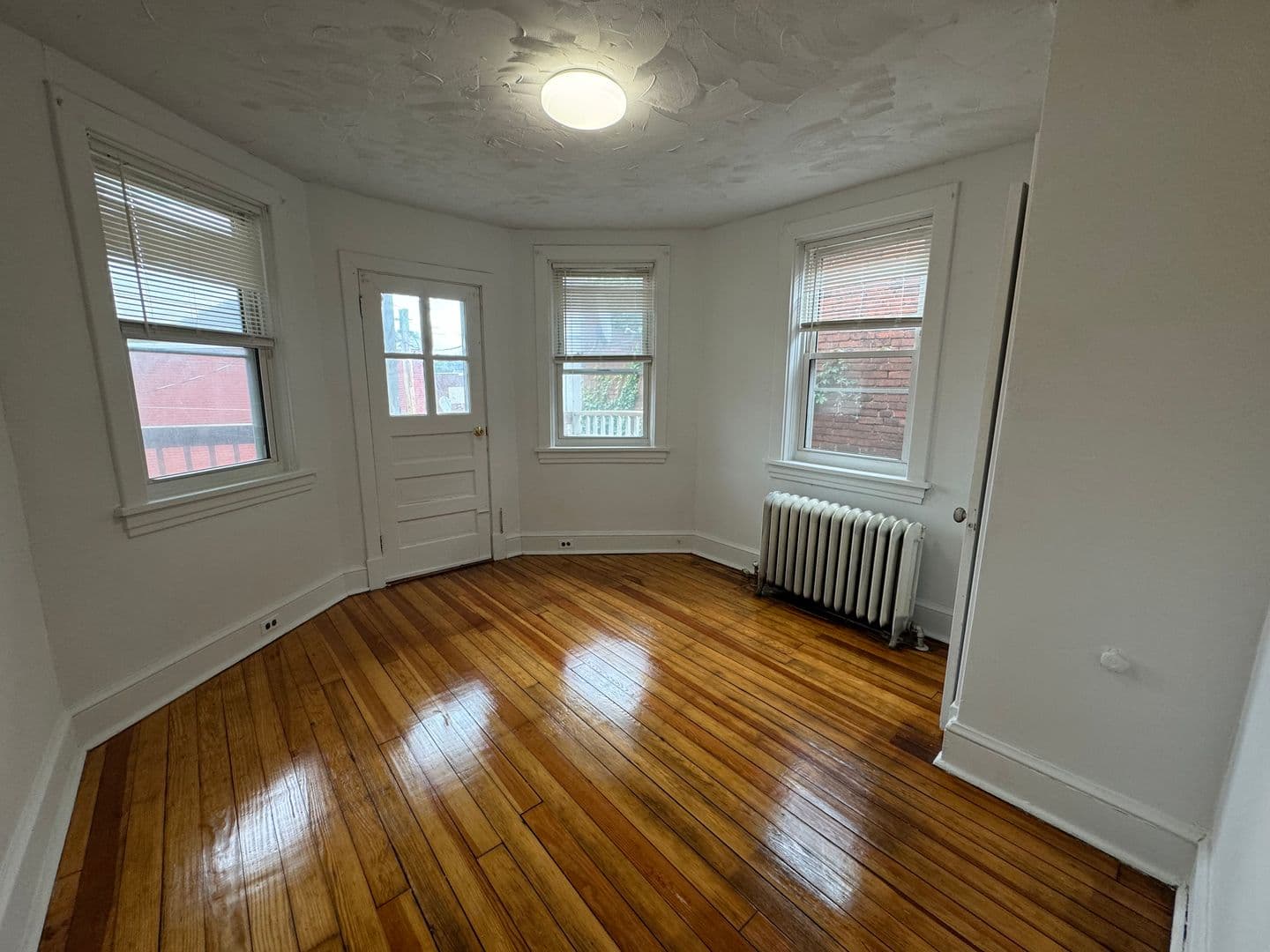 Harrisburg House: 445 S 17th Street