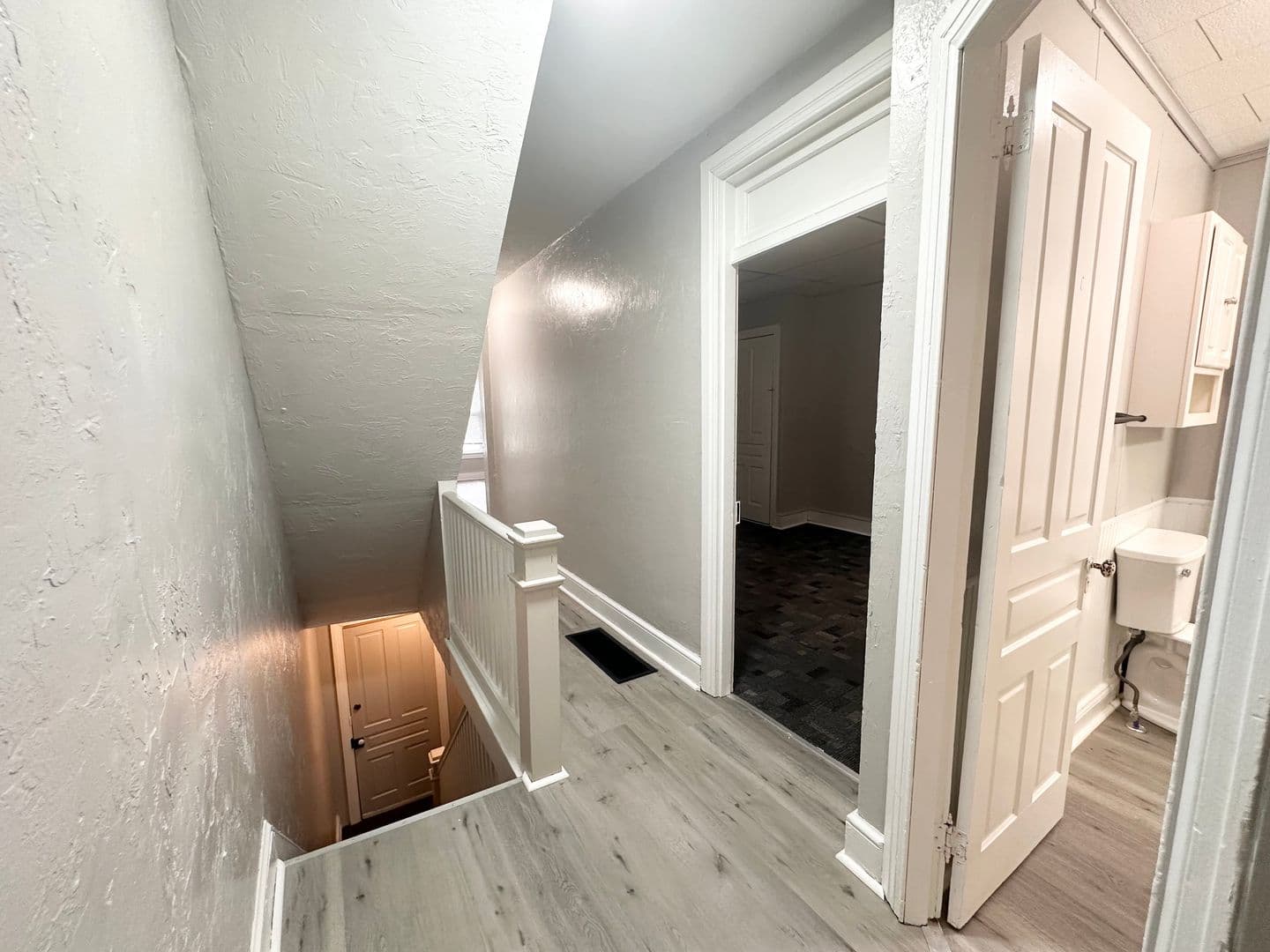 York Apartment: 638 W Philadelphia Street