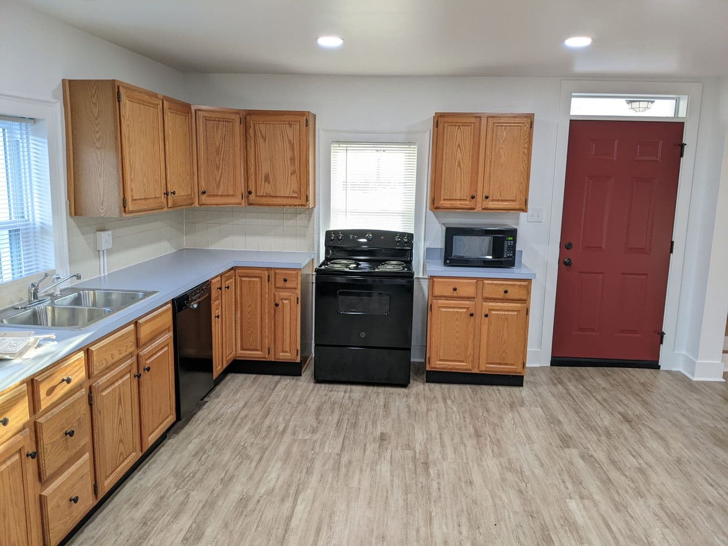 Elizabethtown House: 149 Hillsdale Rd