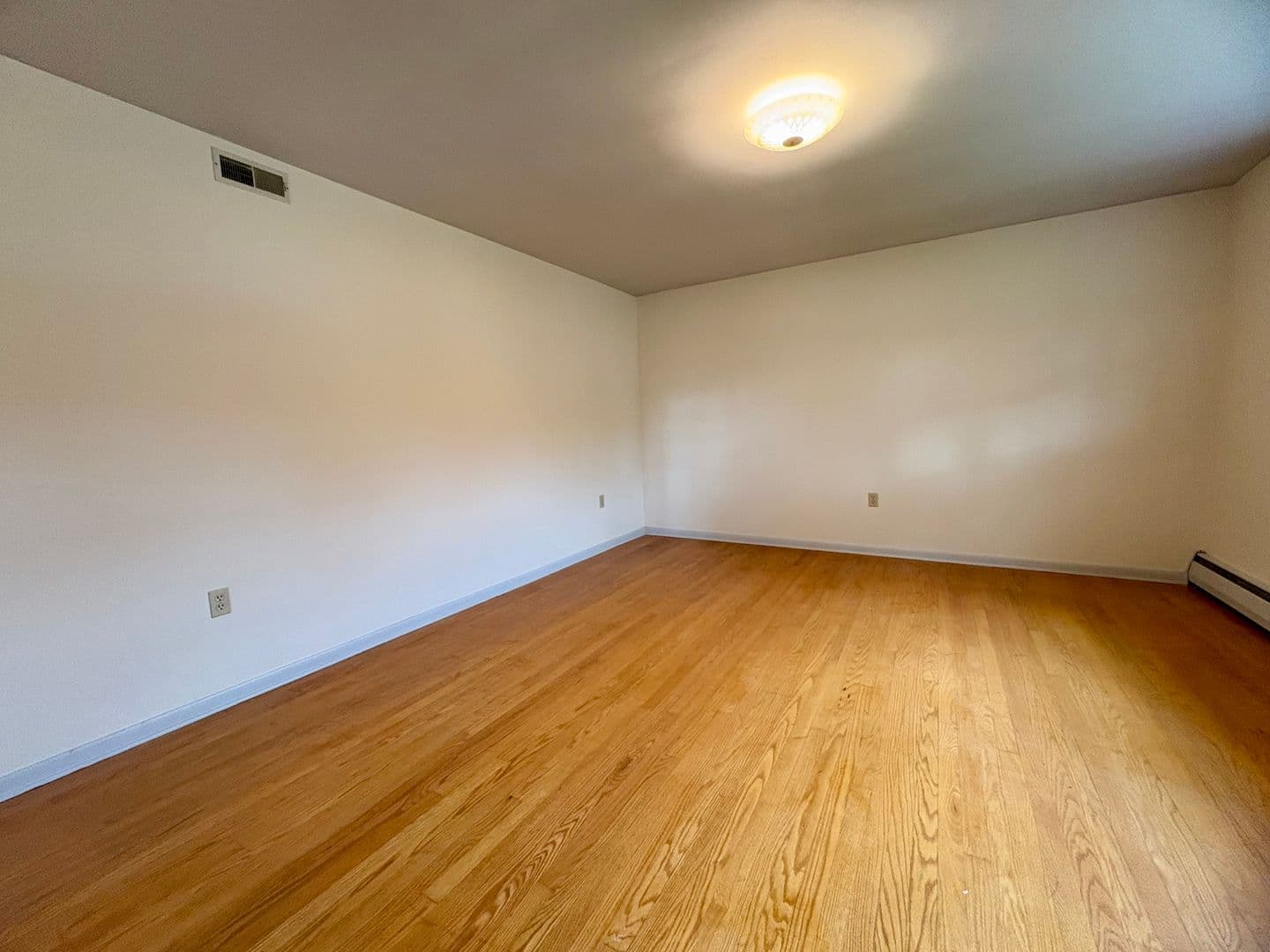 Harrisburg House: 5990 Timothy Road