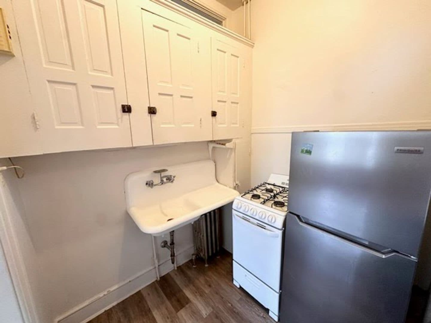 Lancaster Apartment: 19-21 Pearl St
