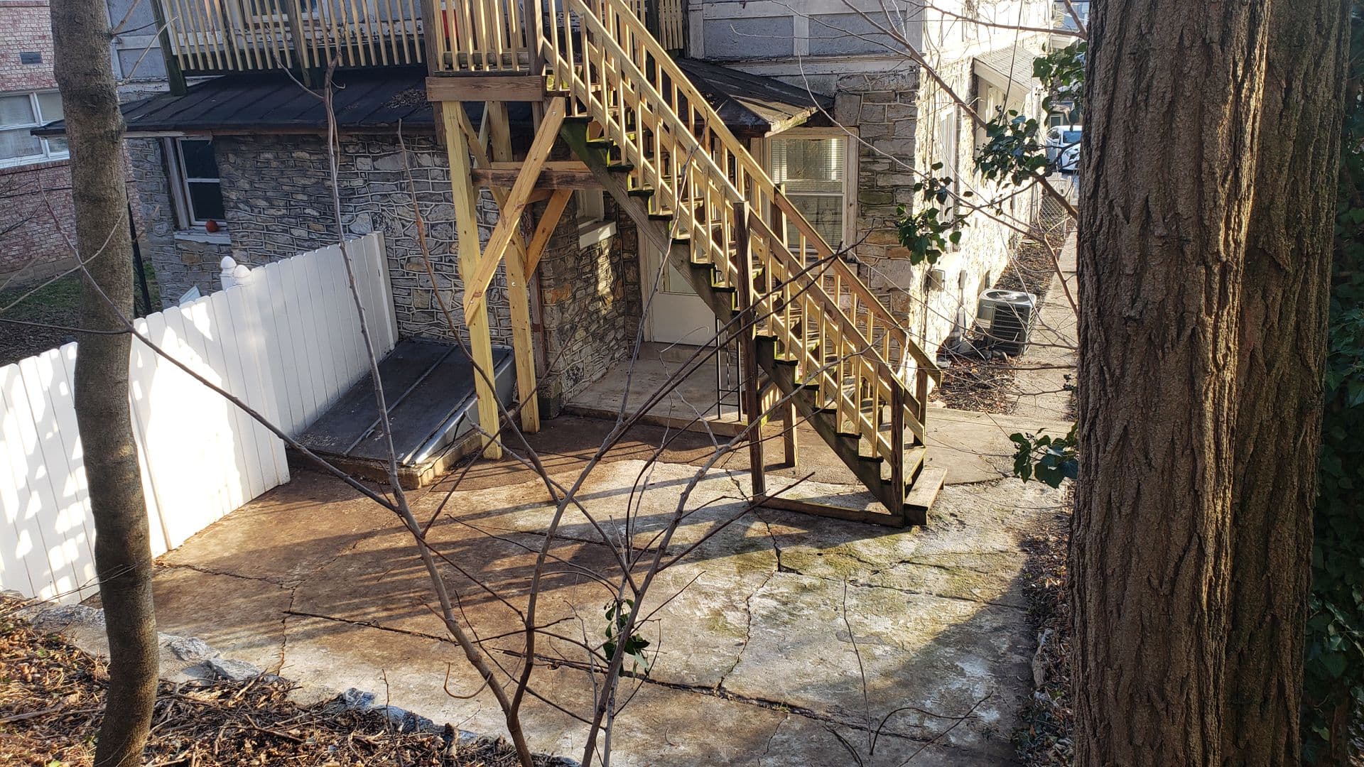 Harrisburg Apartment: 2710 Woodlawn St