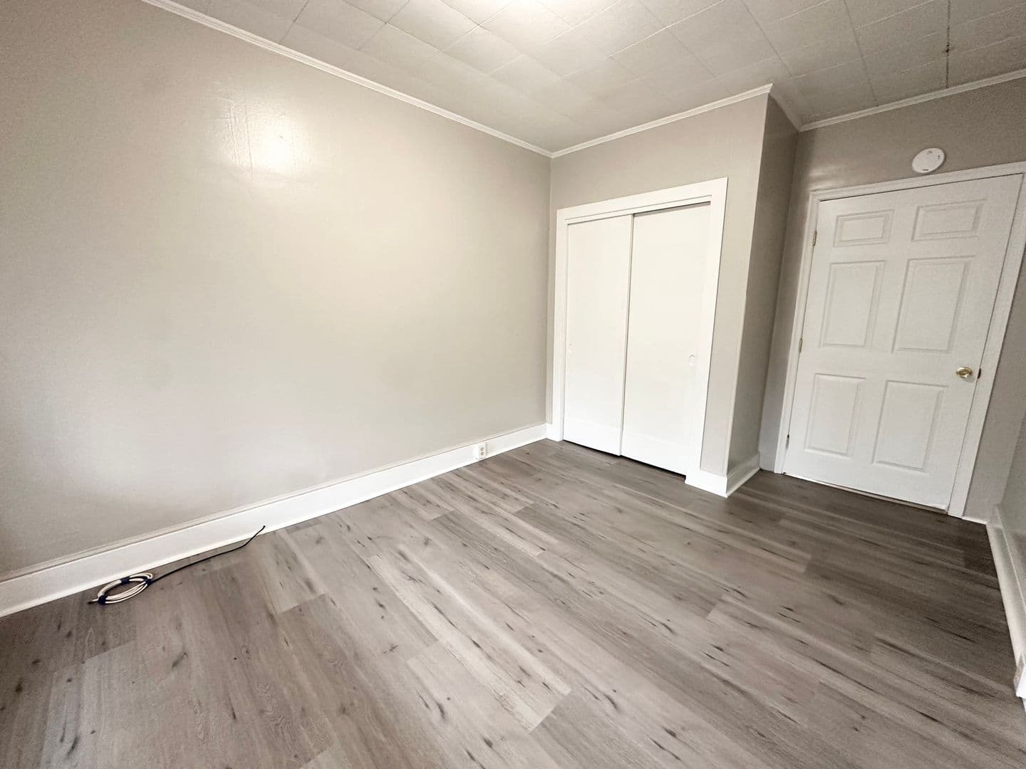 York Apartment: 466 E Prospect St