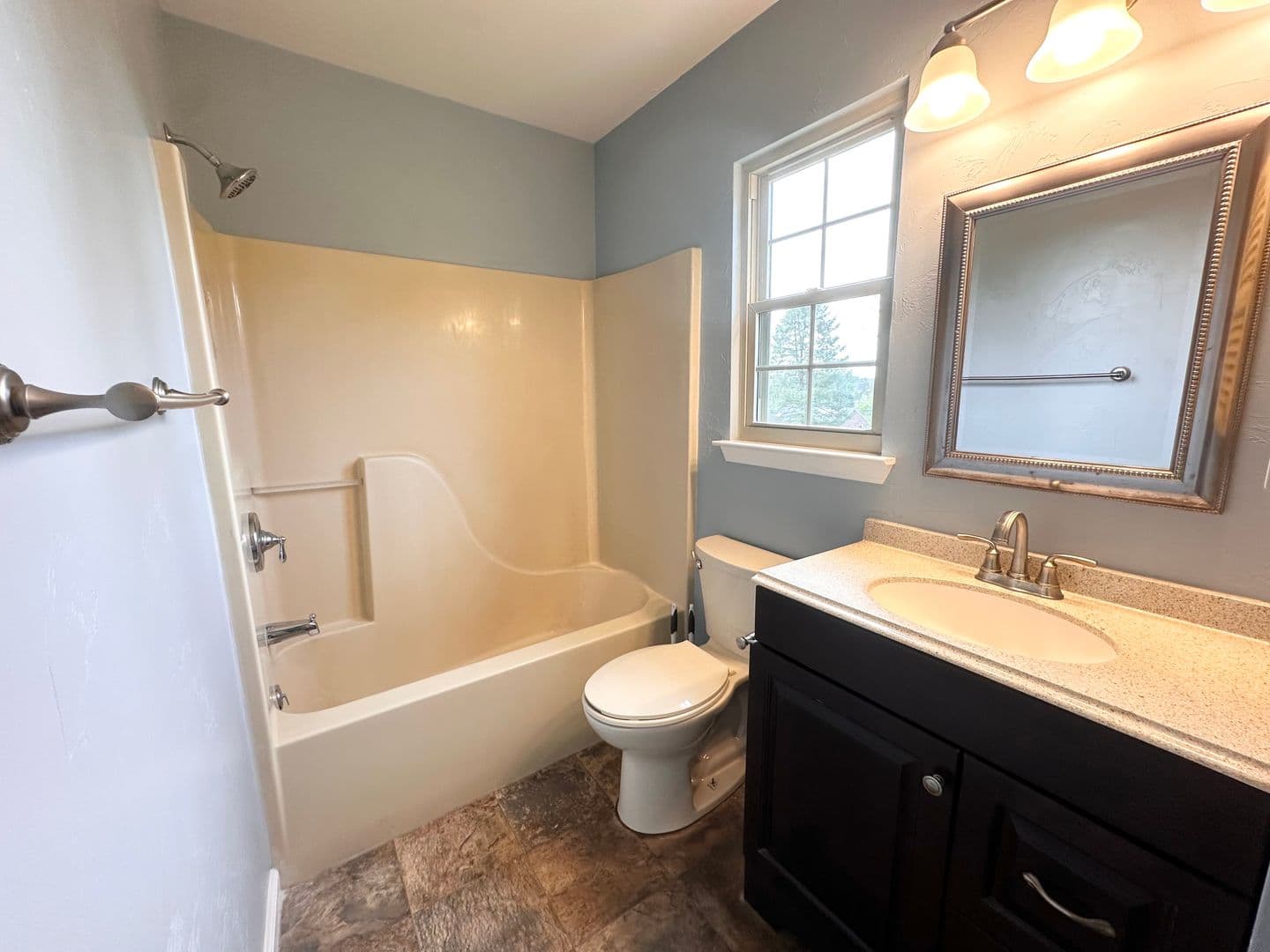 York House: 1114 Skyview Drive