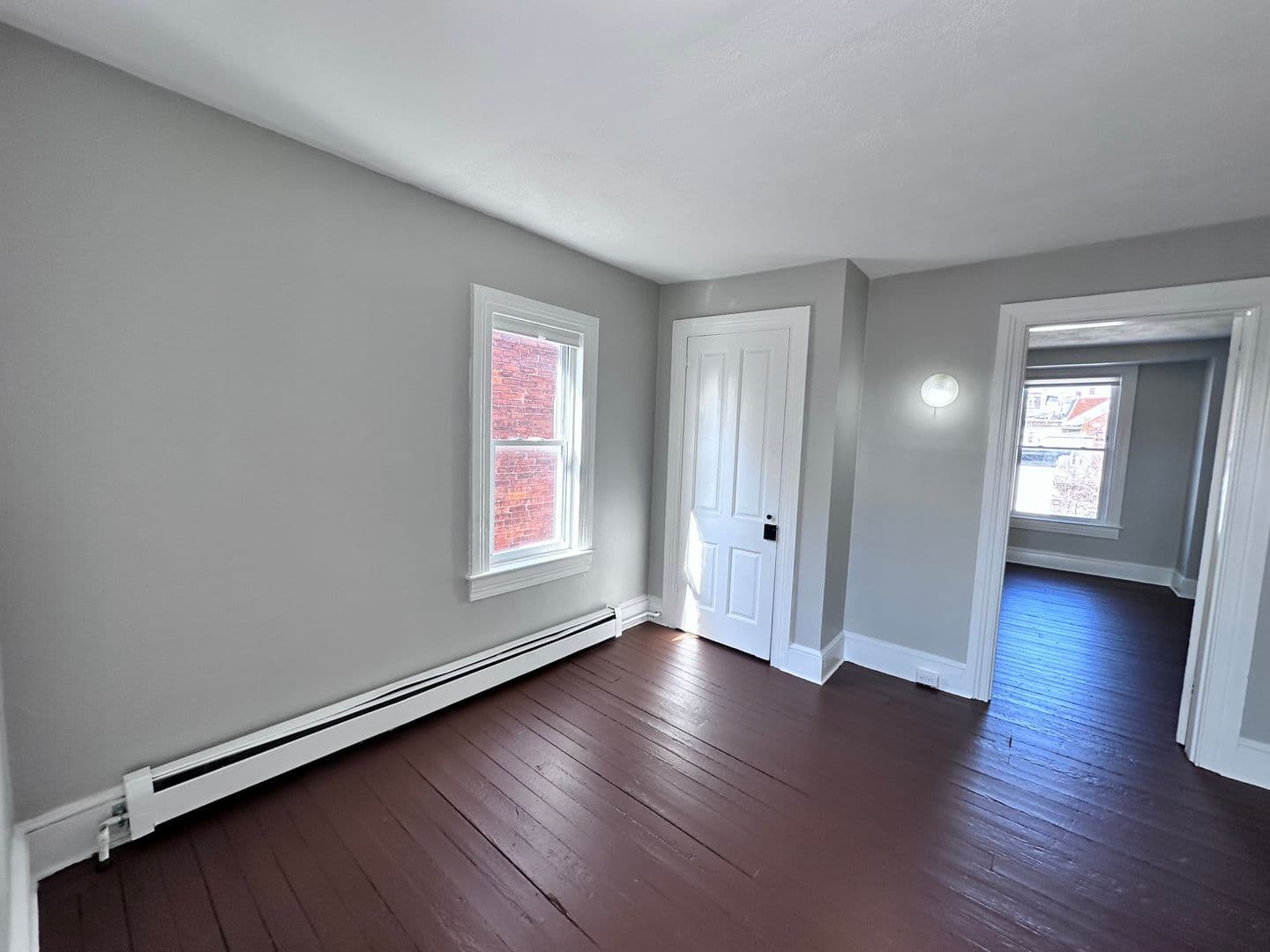 York Apartment: 312 W North Street