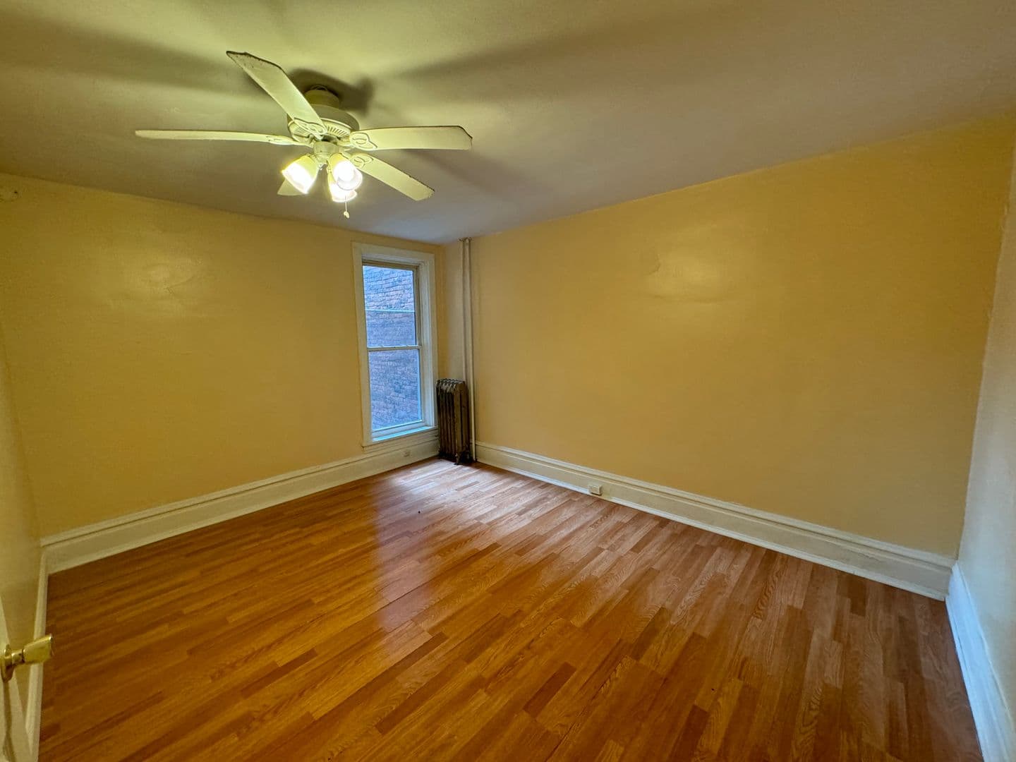 Harrisburg House: 445 S 17th Street