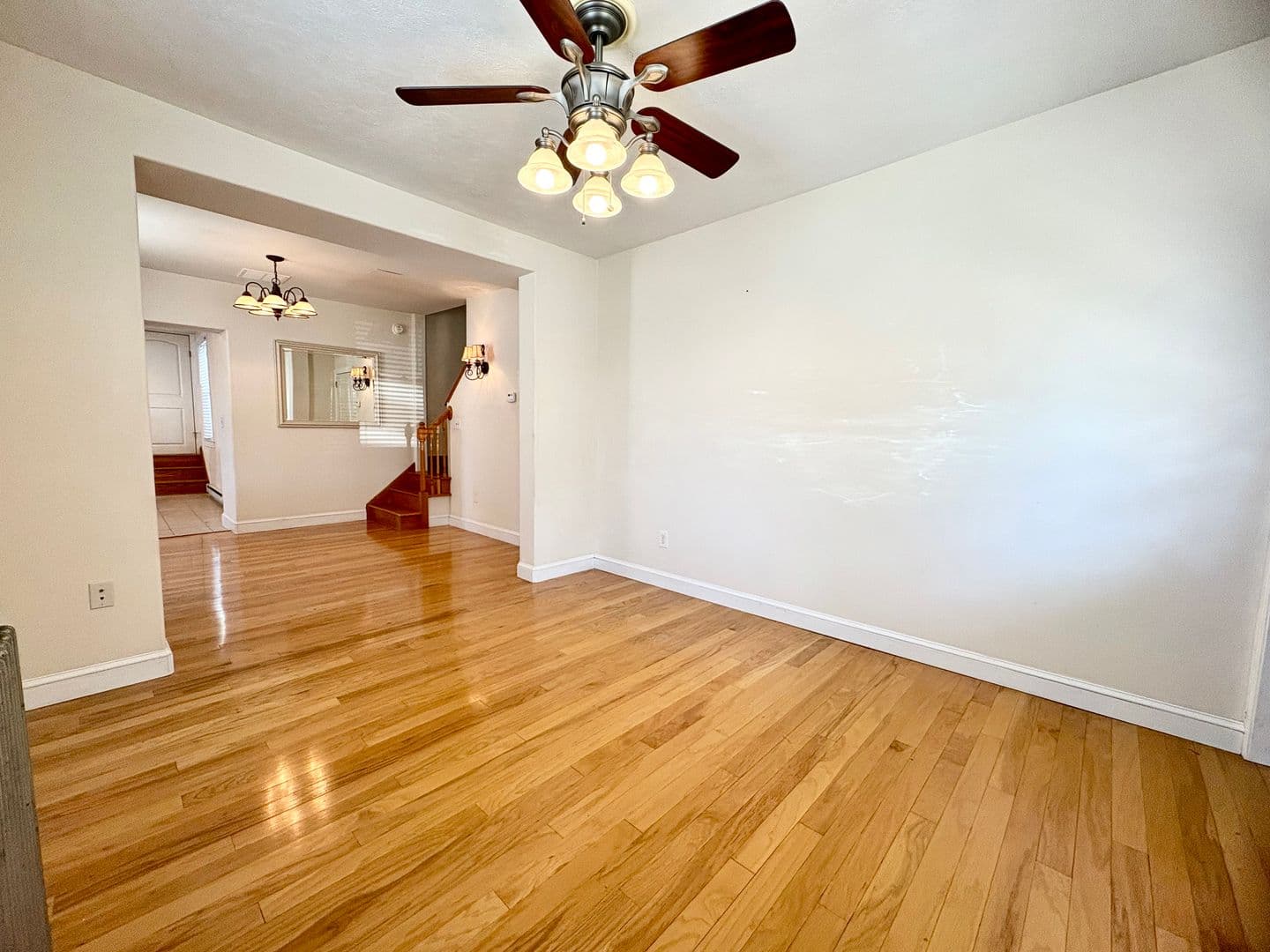 Hershey House: 345 E Derry Road