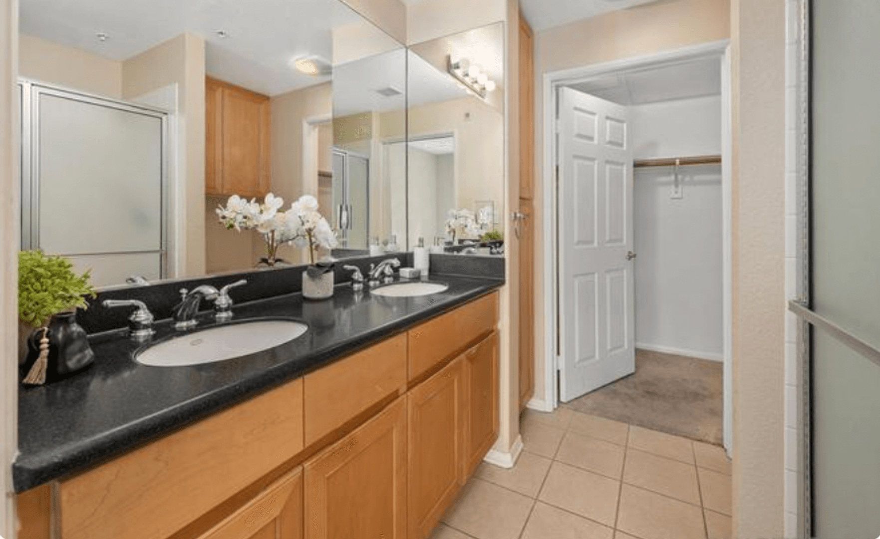 San Diego Condo: 350 K St