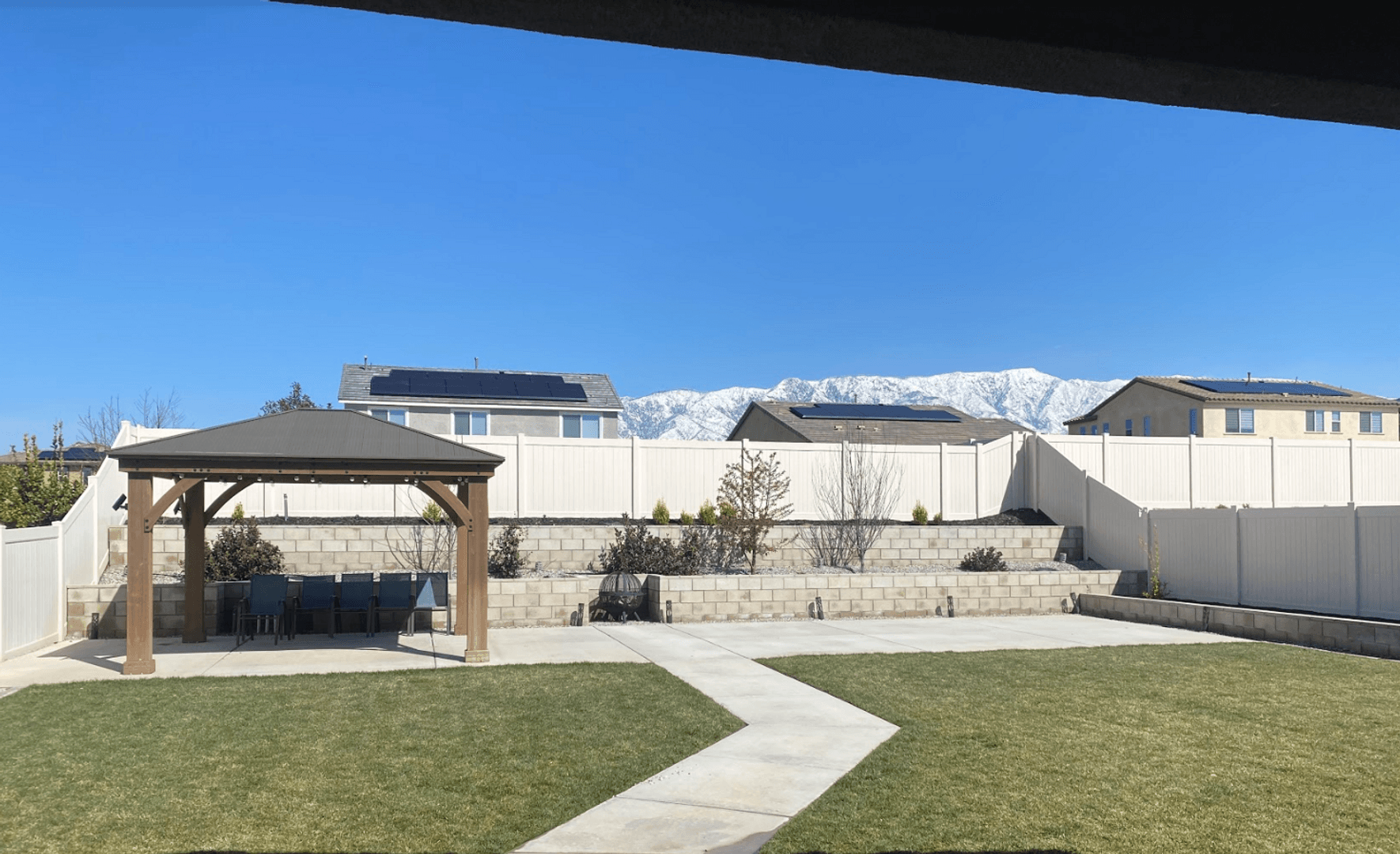 Beaumont House: 1360 Groveland Street
