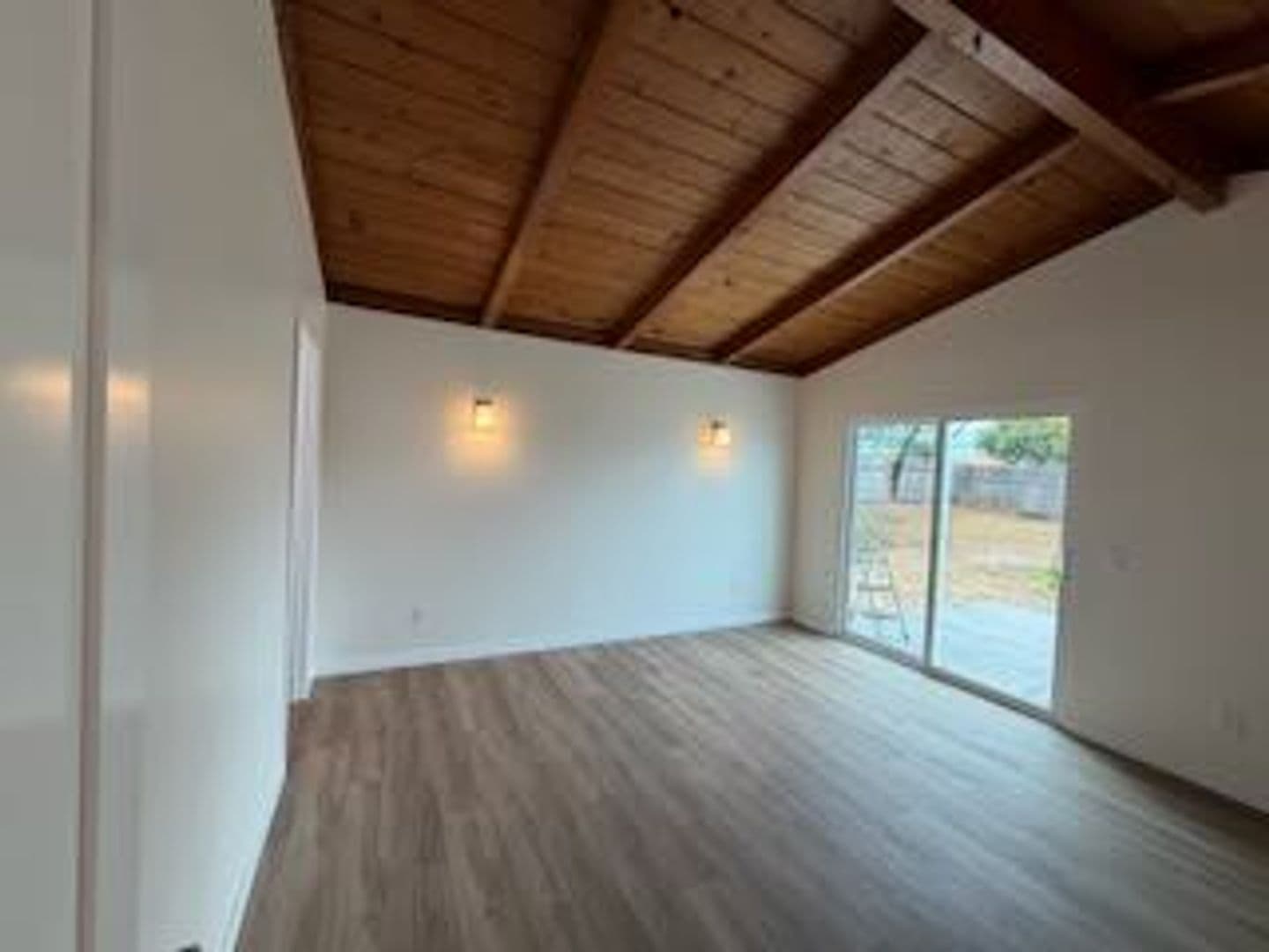 San Diego House: 444 Sunnyside Avenue