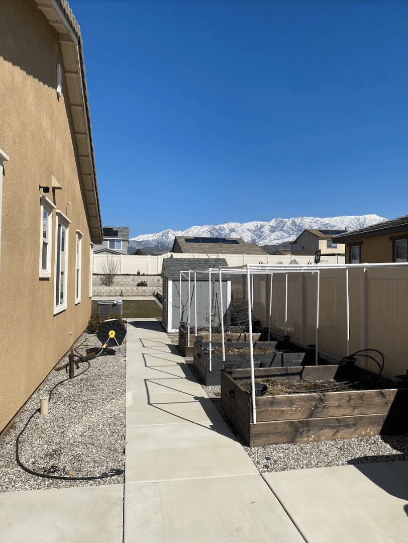 Beaumont House: 1360 Groveland Street