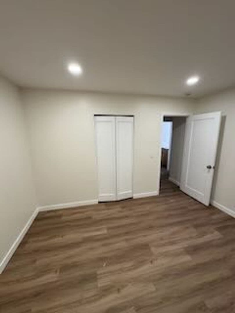San Diego House: 444 Sunnyside Avenue