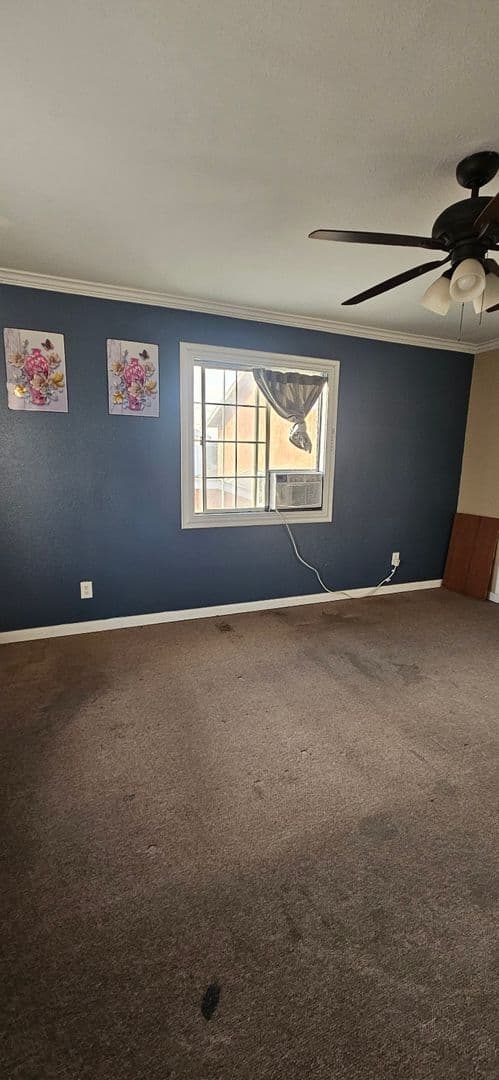 LOS ANGELES Apartment: 1319 E 59TH PL