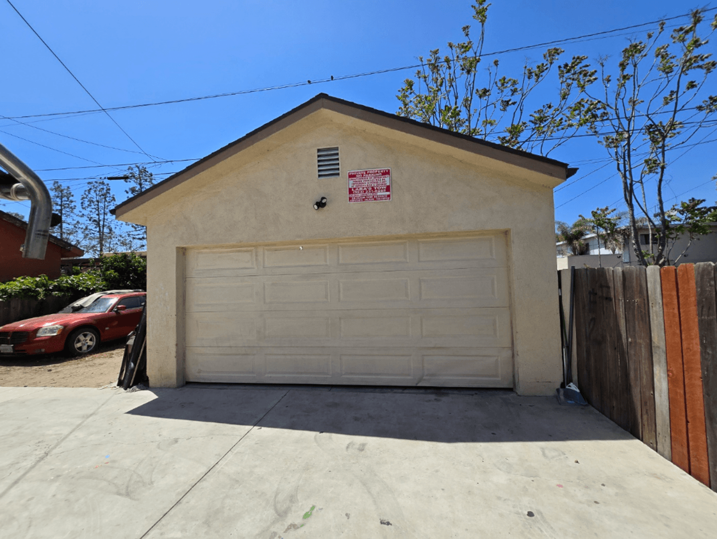 Los Angeles Apartment: 6629 Denver ave