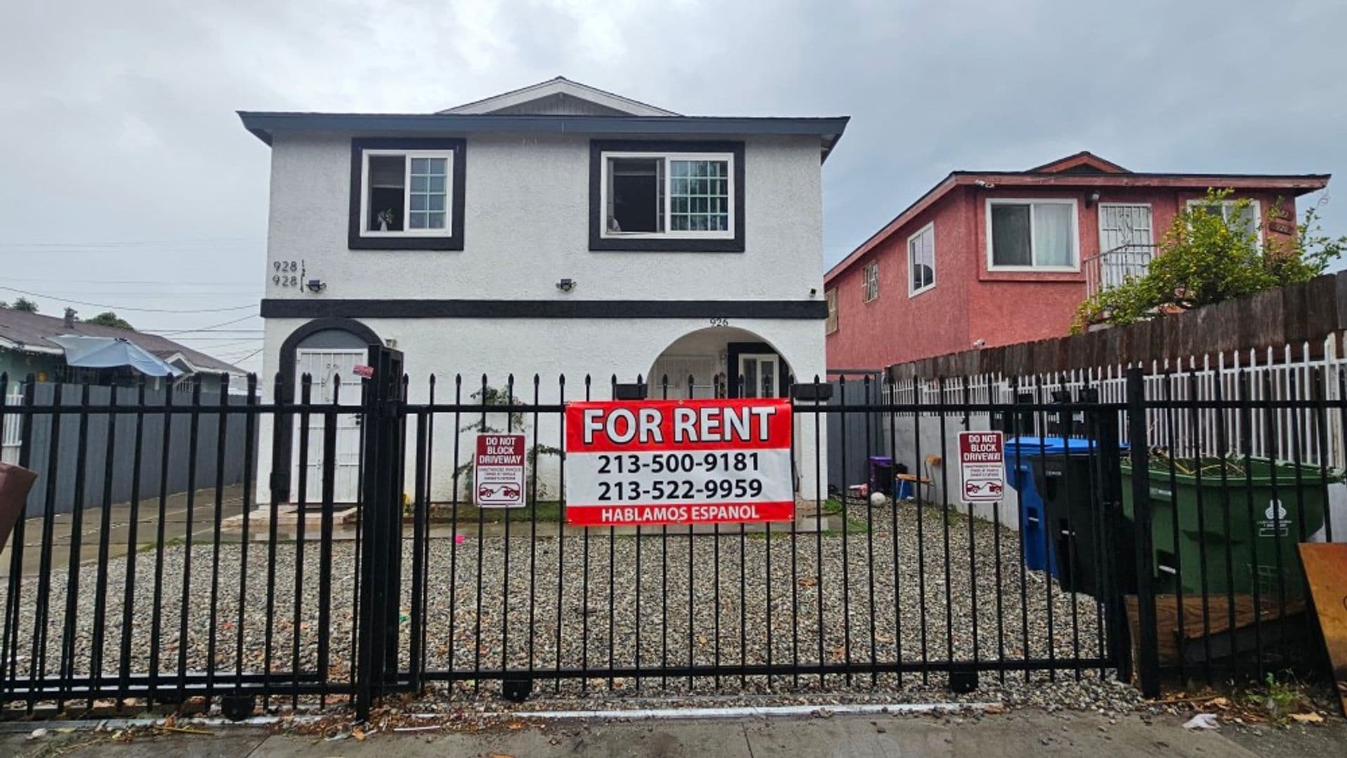 LOS ANGELES Apartment: 926 E 57TH ST