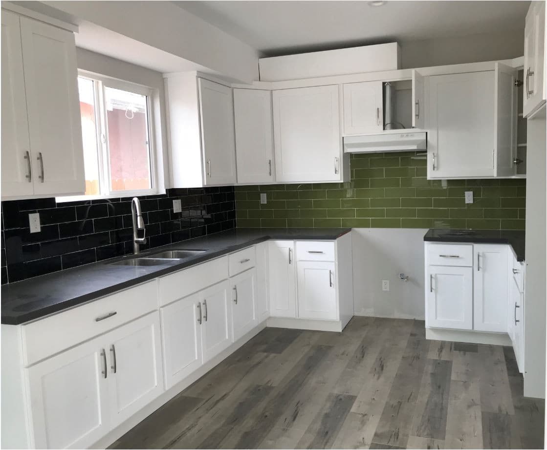 LOS ANGELES Apartment: 122 W 55TH ST