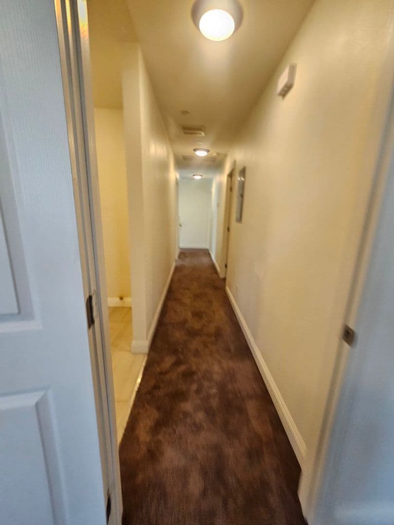 LOS ANGELES Apartment: 812 E 76th Pl