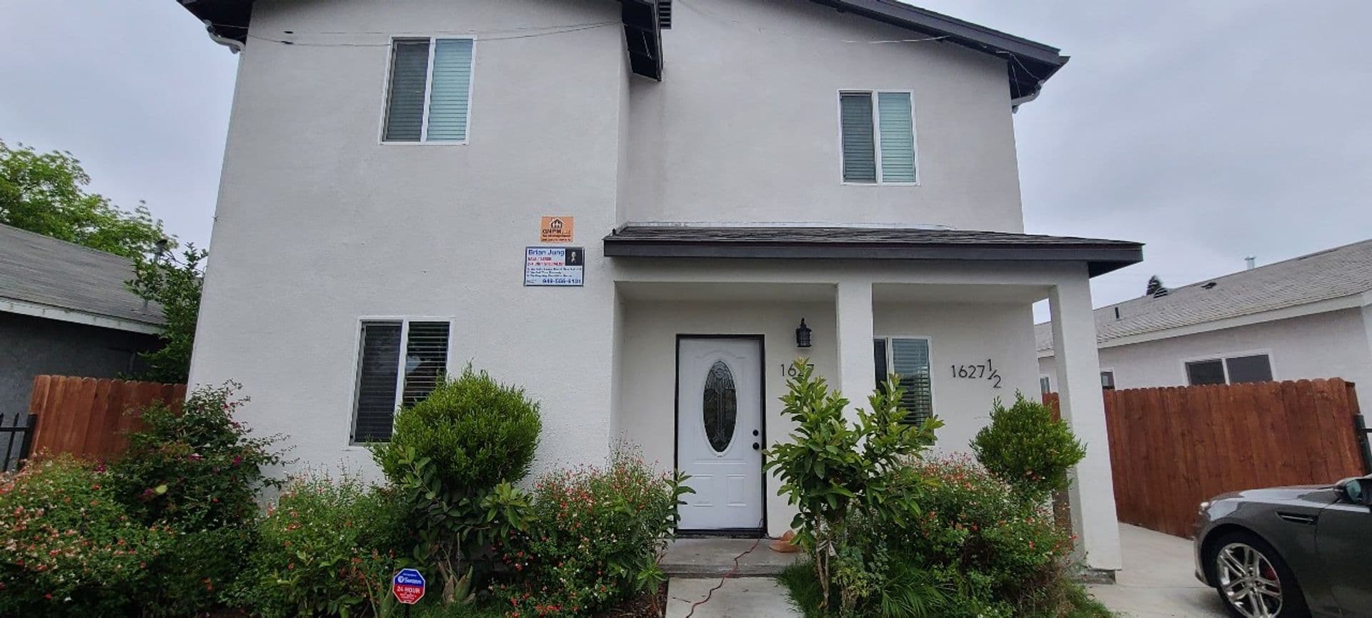 LOS ANGELES Apartment: 1627 E 88TH ST