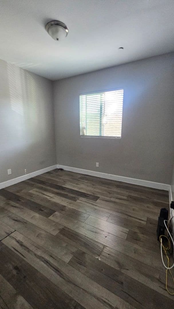 LOS ANGELES Apartment: 122 W 55TH ST