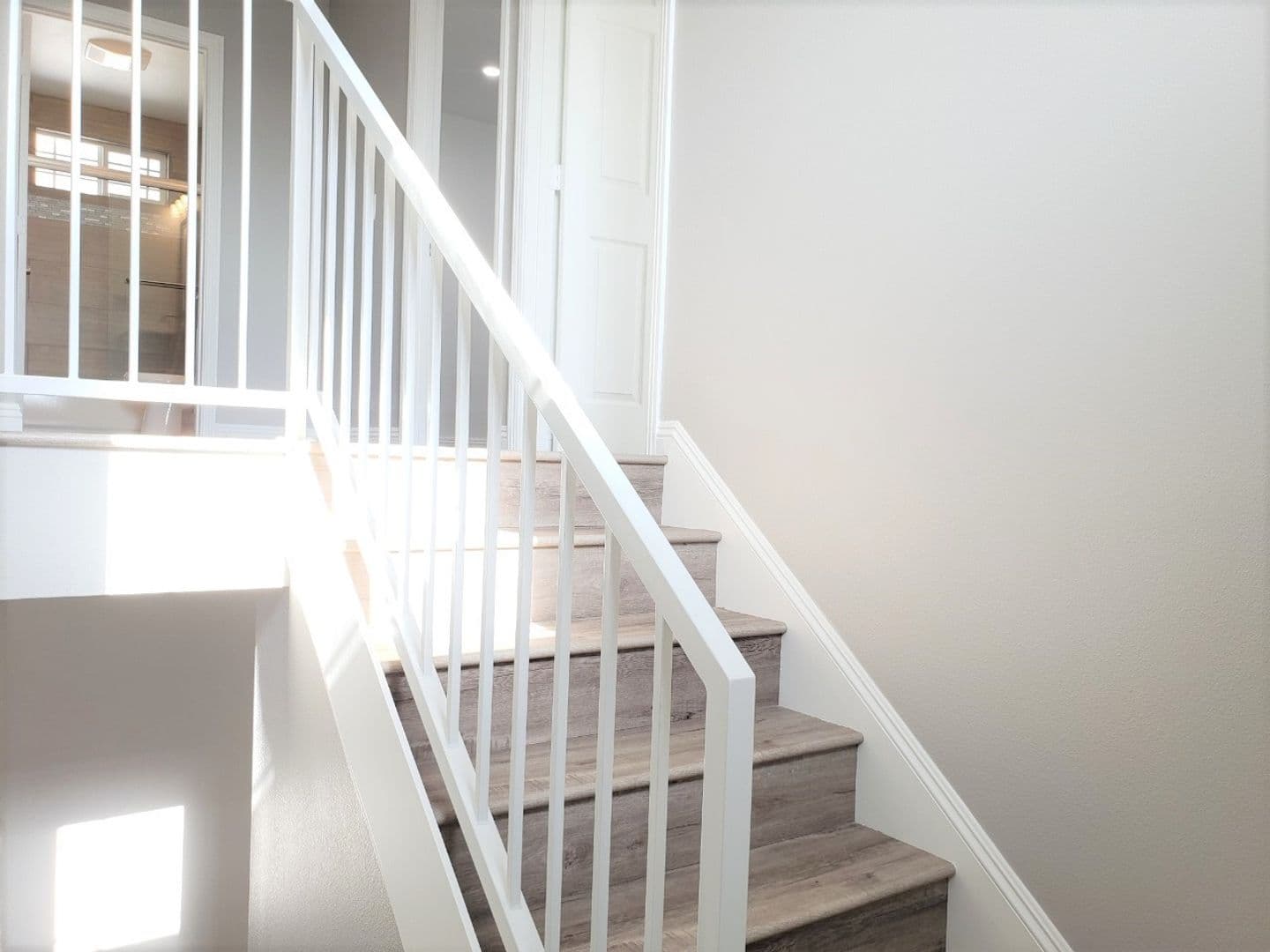 LOS ANGELES Apartment: 4238