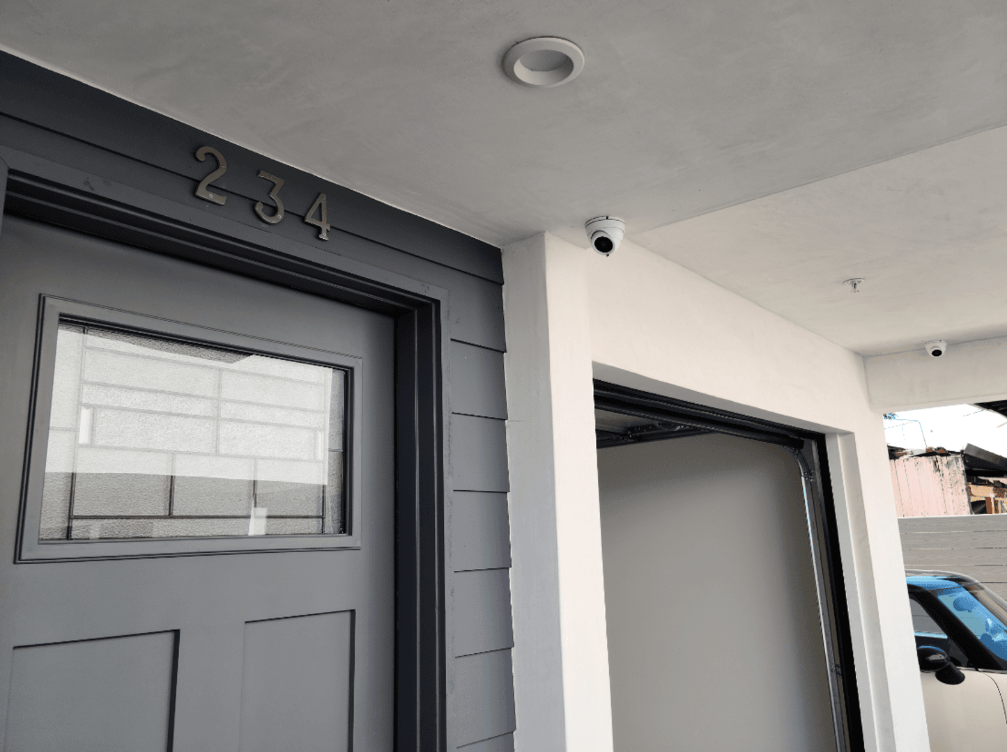 Los Angeles Apartment: 232 E 27th St.