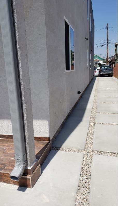 LOS ANGELES Apartment: 122 W 55TH ST