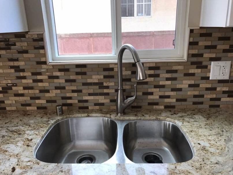 LOS ANGELES Apartment: 122 W 55TH ST